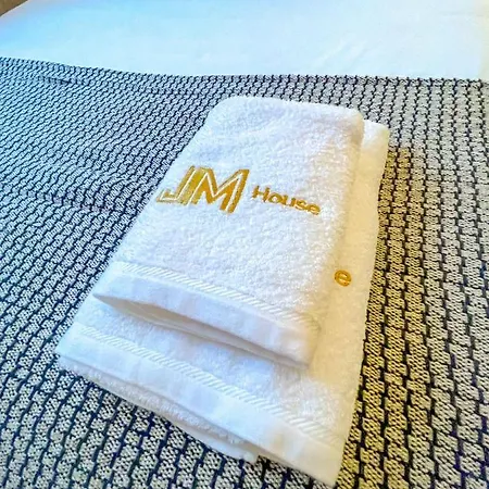 Jm House - Holidays Апартаменты *